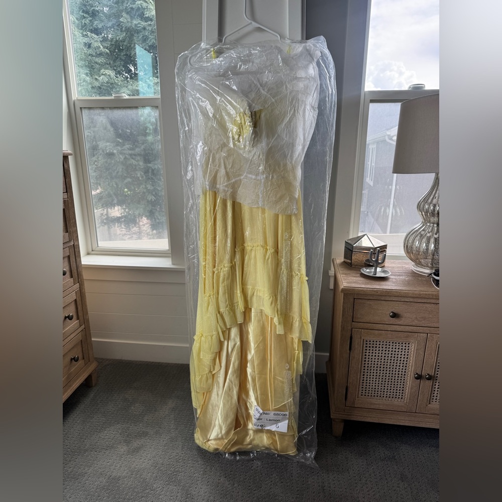Mac Duggal Lemon Yellow Beaded High Low Chiffon Gown NWT - Picture 6 of 8
